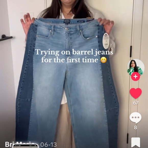 Scoop NYC Light and Dark Blue Flare Jeans - Picture 6 of 13